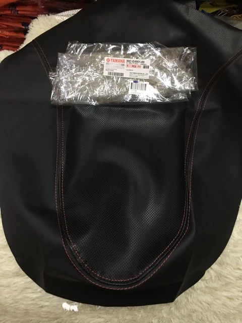 LC135 V1 V2 V3 V4 V5 V6 V7 Y15 Y15ZR Seat Cover Kain Sit Original Style Lining Red line BENANG Putih Merah Sarung LC 135