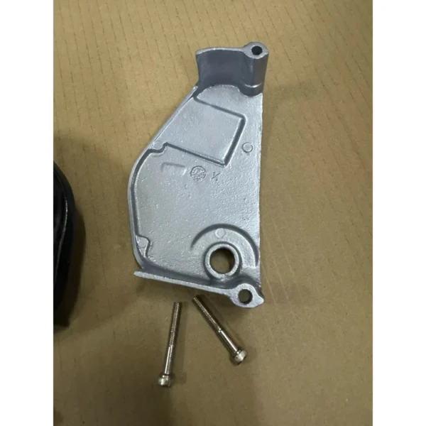 SUZUKI RG110 RGS RG S 110 rgv 120 rgv120 SPORT Front Sprocket Cover   Screw Depan Spoket Cover tutup penutup spocket